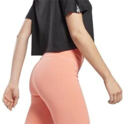 Reebok TE Tape Pack Tee 8 Reebok TE Tape Pack Tee -Magasin De Vêtements reebok gq3882 te tape pack tee 3 e